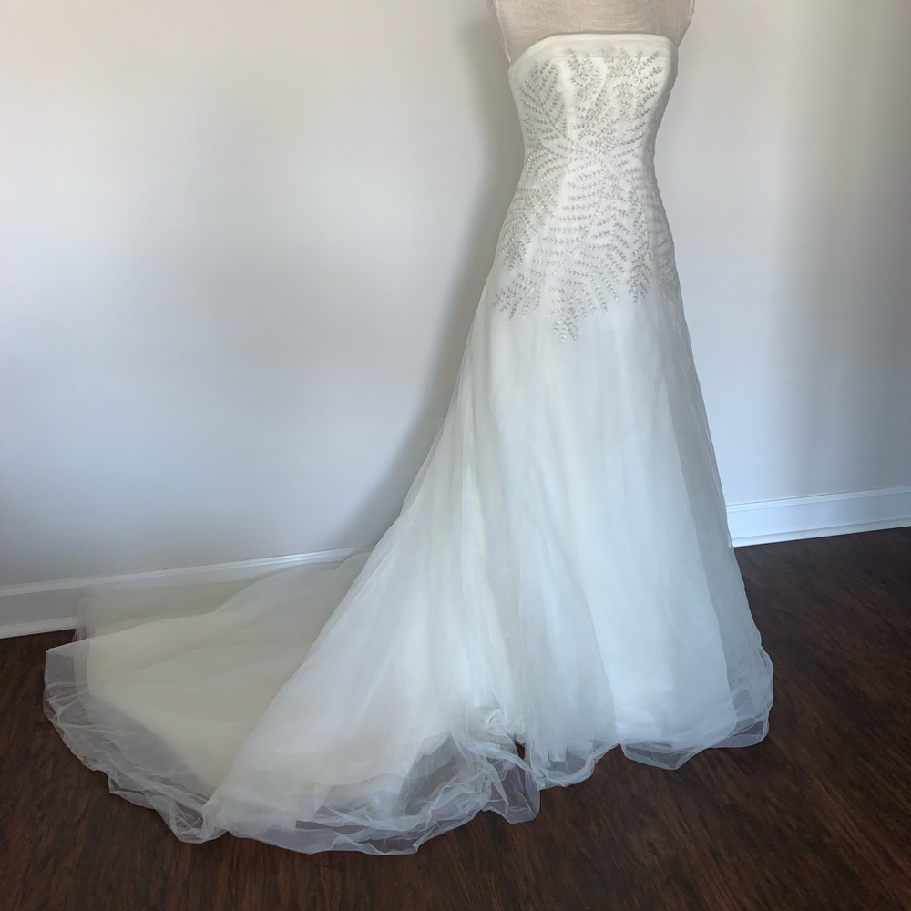 WHITE by Vera Wang Strapless White Wedding Gown